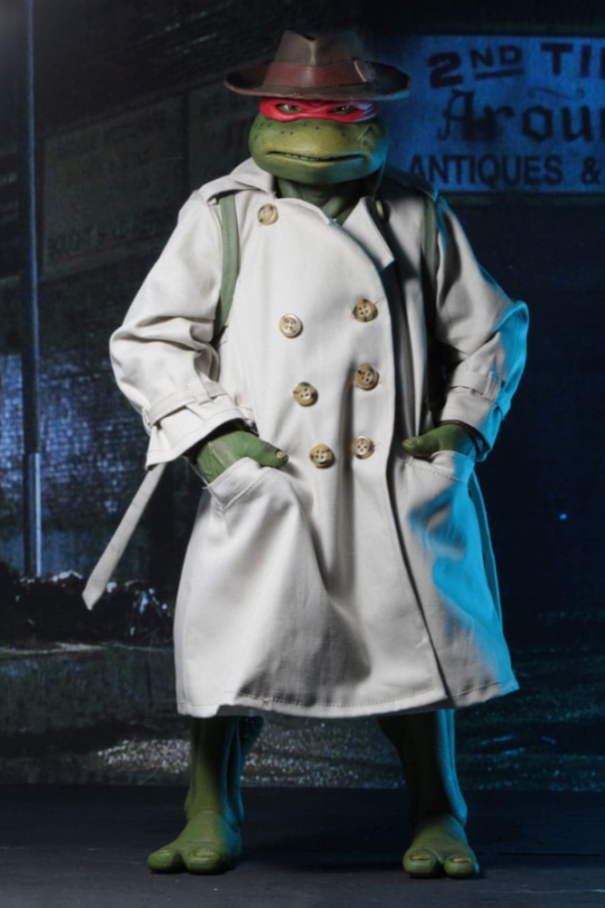 Figura Raphael Disguise de NECA 1/4 con gabardina y sombrero – Tortugas Ninja