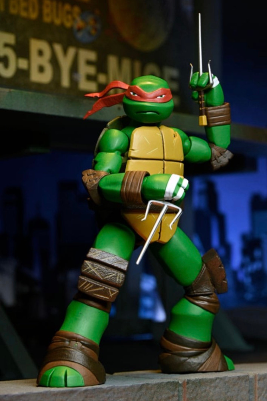 Figura Raphael Ultimate NECA 18 cm con sais en pose frontal