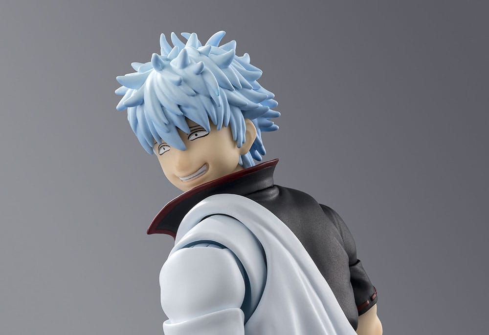 Detalle de la figura Sakata Gintoki con accesorios Tamashii Nations Gintama