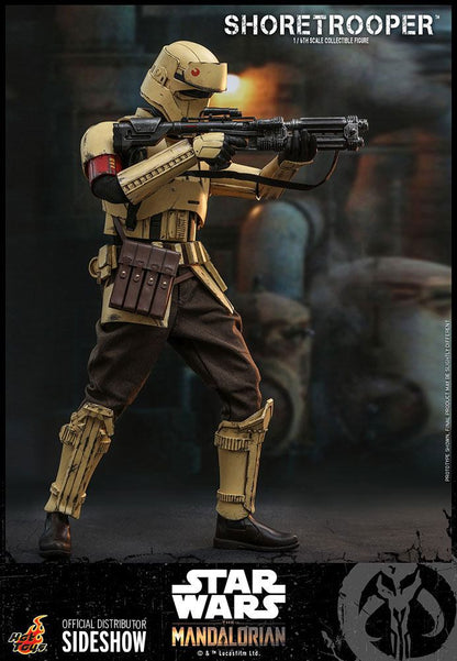Detalle armadura Shoretrooper Hot Toys con efecto desgaste y pintura realista
