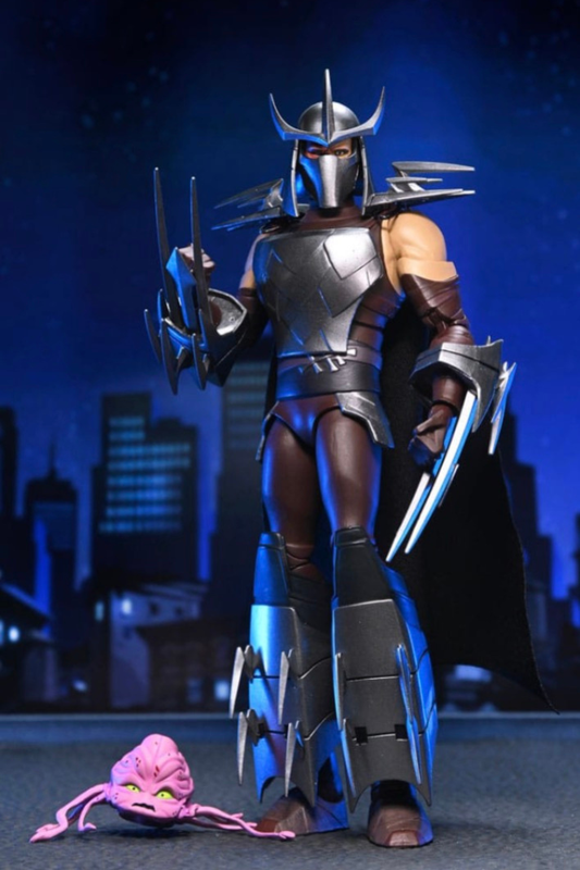 Figura Shredder Ultimate NECA 18 cm con armadura metálica en pose frontal