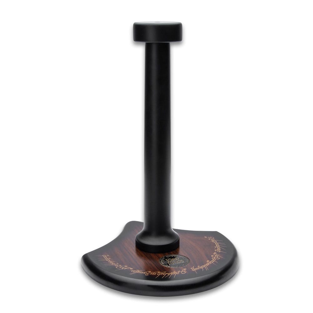 Vista lateral del soporte para cascos de El Señor de los Anillos United Cutlery con base de 23 x 25 cm.