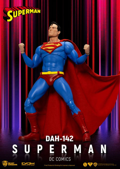Figura coleccionista Superman DC Comics con base expositora y accesorios