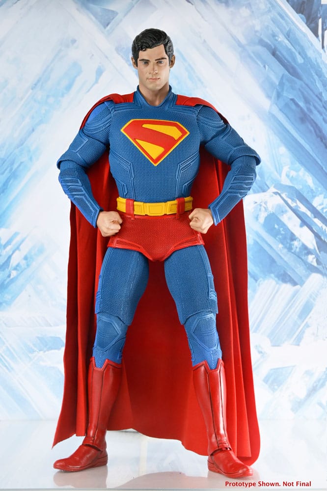 Figura de colección NECA Superman DC en caja con ventana.