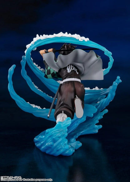 Vista lateral de la figura Tanjiro Kamado Water Breathing Figuarts ZERO de Tamashii Nations