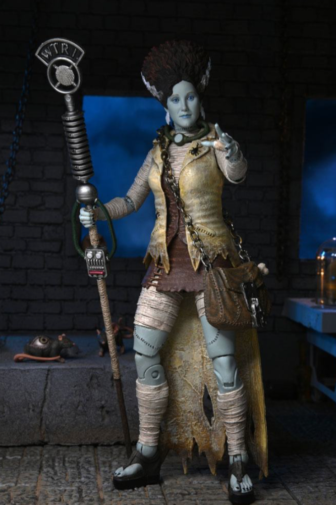 Figura April TMNT como The Bride NECA Ultimate 18 cm con accesorios.