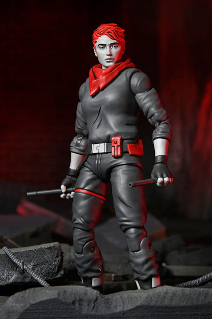 Figura coleccionista April NECA Ultimate 18 cm en caja con ventana.