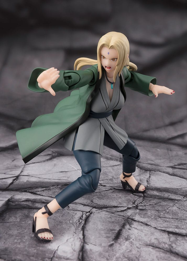 Figura articulada Tsunade Tamashii Nations con efectos de ataque