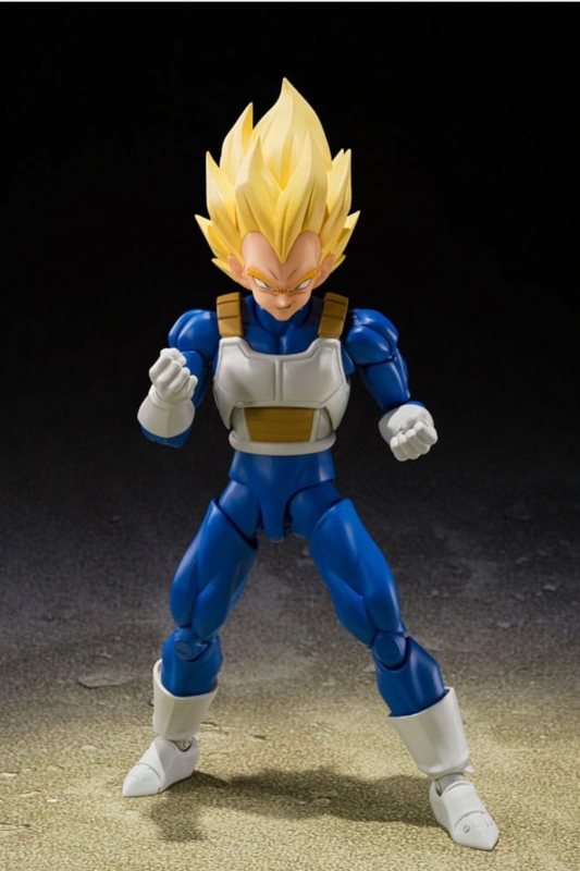 Vegeta Super Saiyan S.H.Figuarts Tamashii Nations en pose frontal con expresión de orgullo.