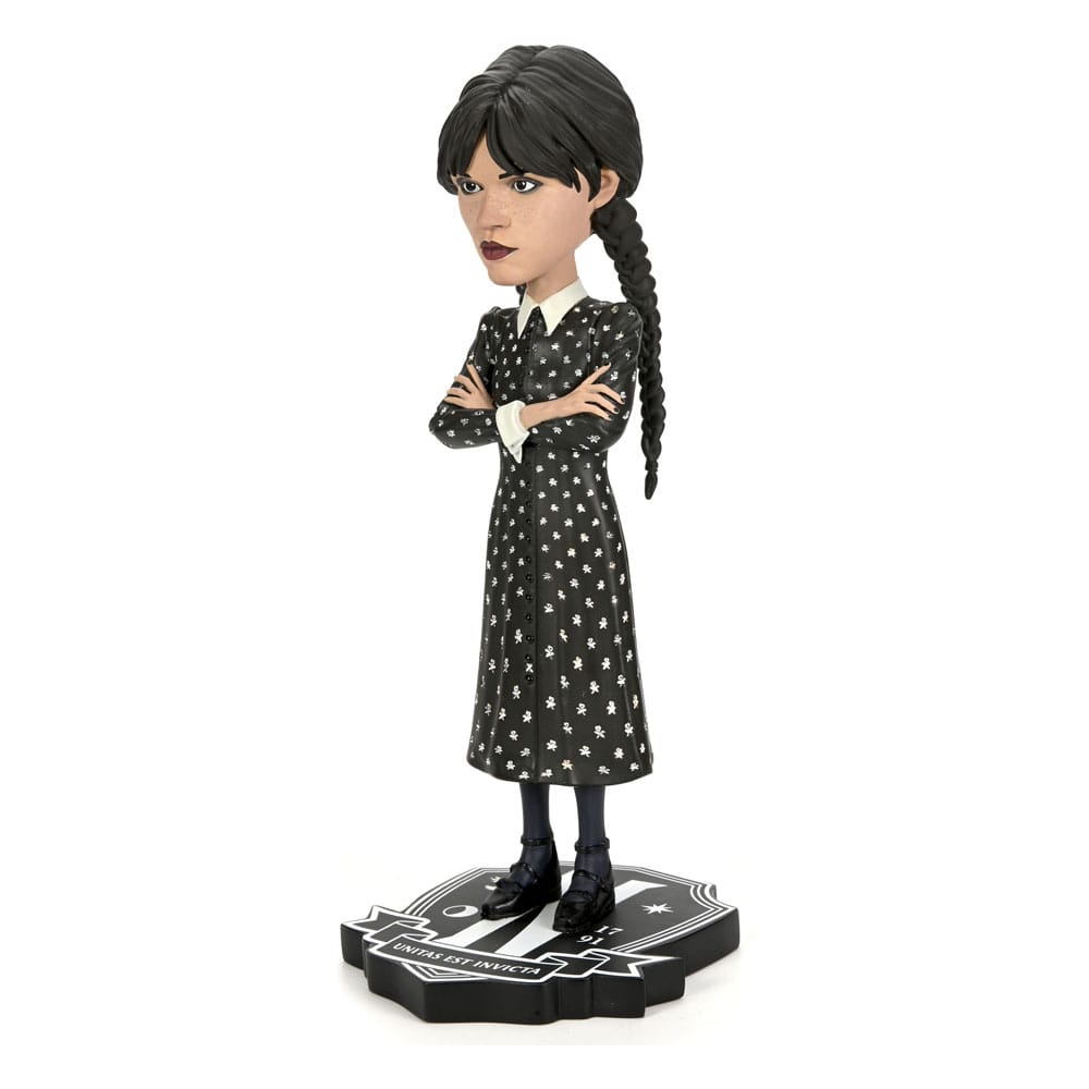 Figura Wednesday Addams bobble head NECA basada en la serie de Netflix
