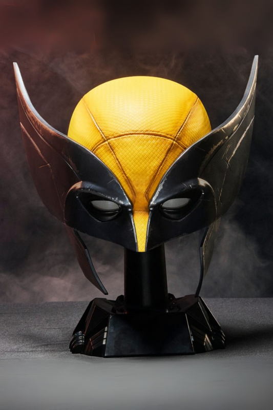 Máscara premium Wolverine Marvel Legends Hasbro a escala 1:1.