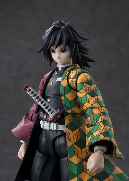 DEMON SLAYER: KIMETSU NO YAIBA FIGURA S.H.FIGUARTS GIYU TOMIOKA 15 CM