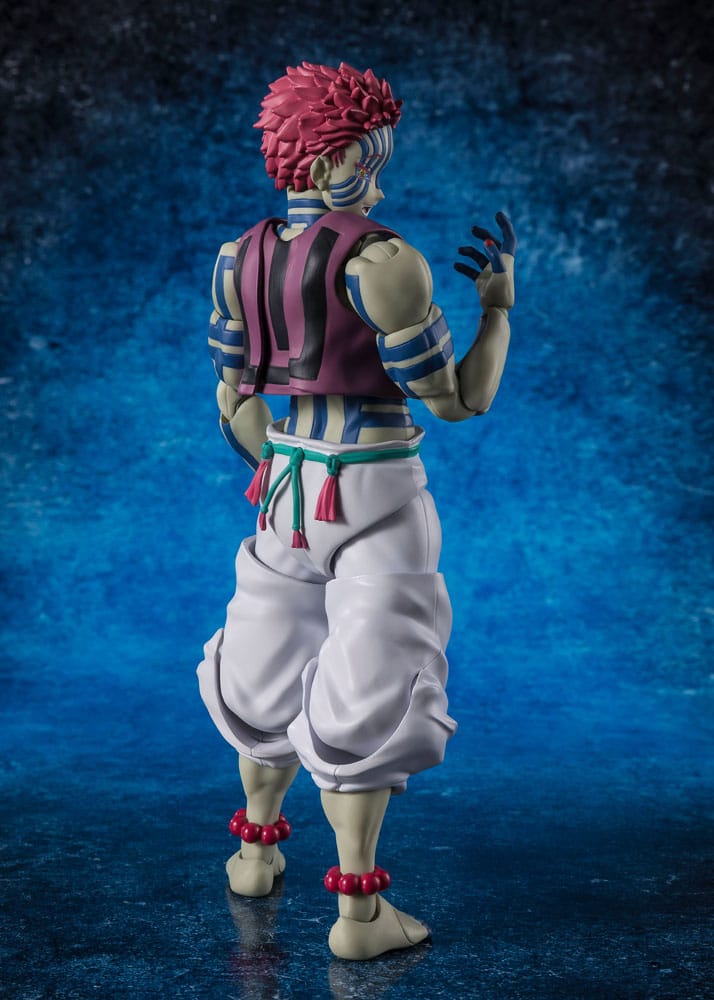 DEMON SLAYER: KIMETSU NO YAIBA FIGURA S.H. FIGUARTS AKAZA 15 CM