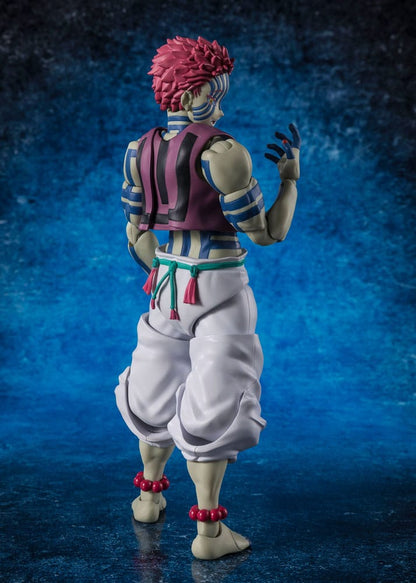 DEMON SLAYER: KIMETSU NO YAIBA FIGURA S.H. FIGUARTS AKAZA 15 CM