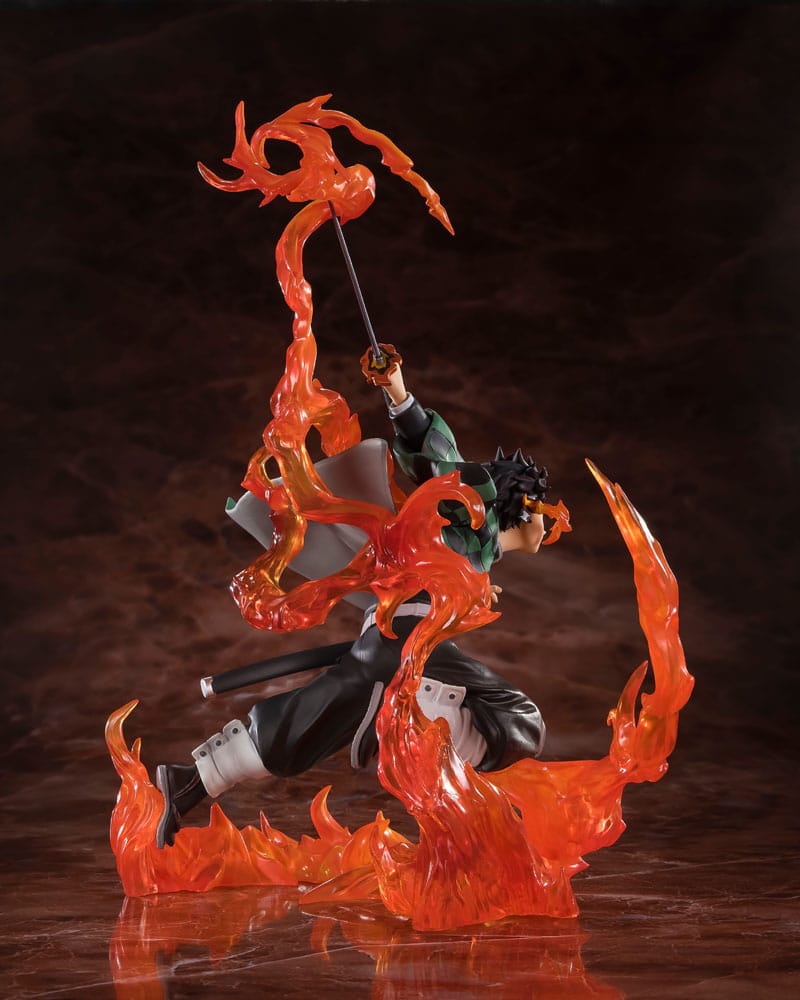 DEMON SLAYER: KIMETSU NO YAIBA ESTATUA PVC FIGUARTSZERO KAMADO TANJIRO (KYOJURO RENGOKU'S SWORD GUARD VER.) 19 CM