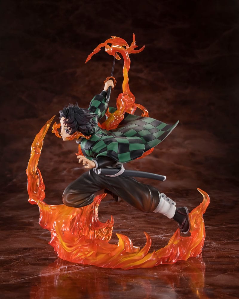DEMON SLAYER: KIMETSU NO YAIBA ESTATUA PVC FIGUARTSZERO KAMADO TANJIRO (KYOJURO RENGOKU'S SWORD GUARD VER.) 19 CM