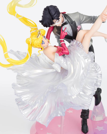 SAILOR MOON ESTATUA PVC FIGUARTSZERO CHOUETTE USAGI & TUXEDO MASK MOONLIGHT GLOW EDITION 24 CM
