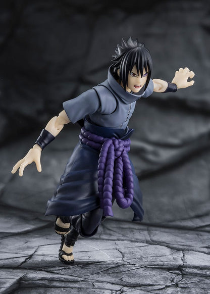 SASUKE UCHIHA SOLITARY SHINOBI FIGURA S.H.FIGUARTS NARUTO 15 CM
