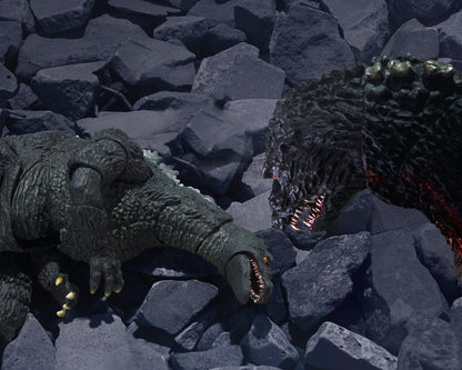 GODZILLA VS DESTROYAH – SET FIGURAS S.H. MONSTERARTS GODZILLA JR & DESTROYAH EVOLUTION (TAMASHII NATIONS)