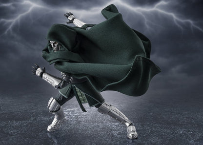 DOCTOR DOOM FIGURA S.H.FIGUARTS MARVEL AVENGERS: DOOMSDAY 16 CM
