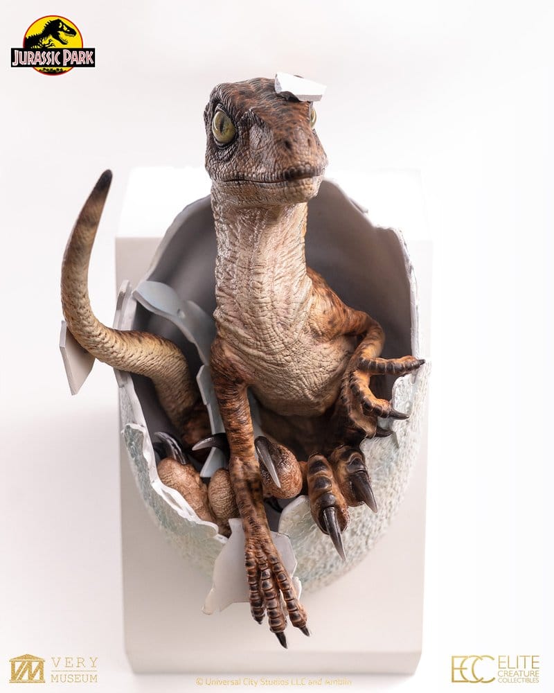 VELOCIRAPTOR HATCHING EGG RÉPLICA JURASSIC PARK 24 CM