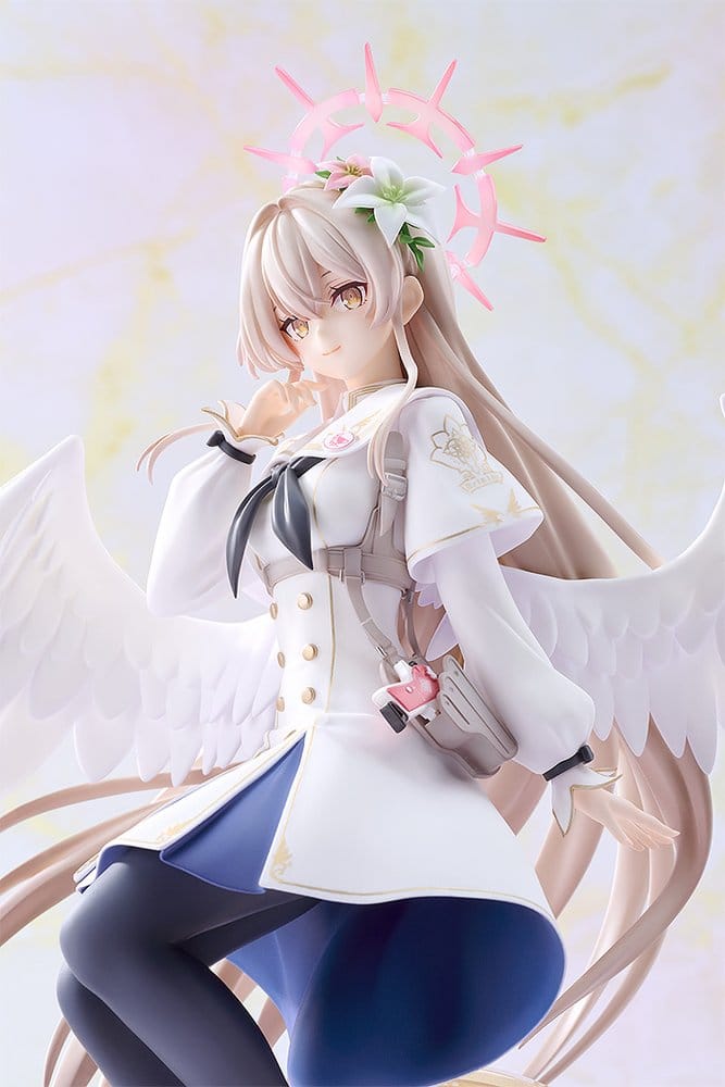 NAGISA RADIANCE IN BLOOM BLUE ARCHIVE G.S. COLLECTION 1/7 26 CM GOOD SMILE COMPANY