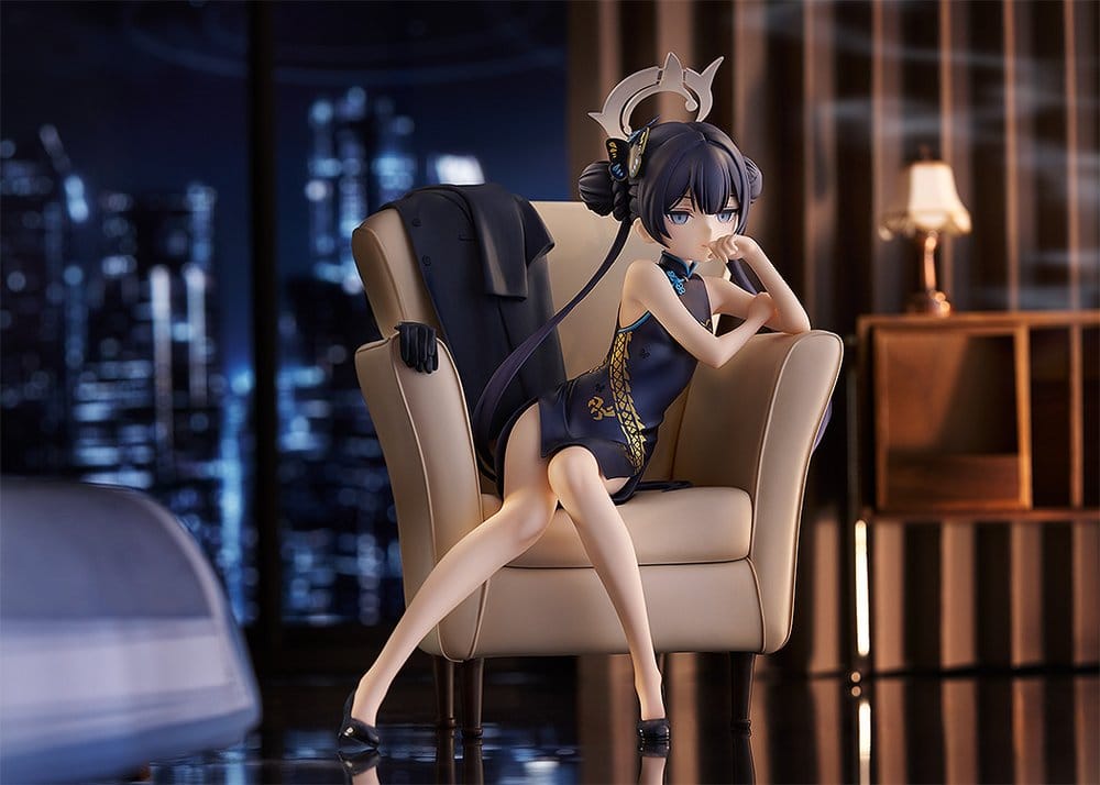 KISAKI MEMORIAL LOBBY VER. BLUE ARCHIVE G.S. COLLECTION 1/7 16 CM GOOD SMILE COMPANY