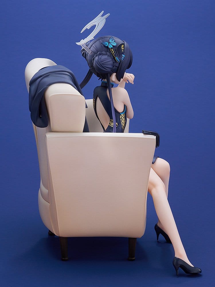 KISAKI MEMORIAL LOBBY VER. BLUE ARCHIVE G.S. COLLECTION 1/7 16 CM GOOD SMILE COMPANY