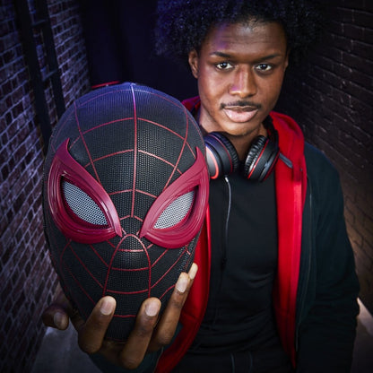 MILES MORALES SPIDER-MAN 2 MARVEL LEGENDS MÁSCARA ELECTRÓNICA EXPRESIVA 1/1 HASBRO