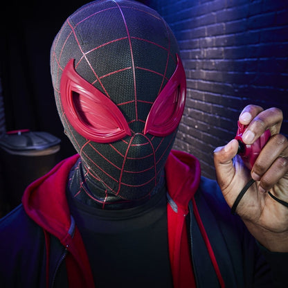 MILES MORALES SPIDER-MAN 2 MARVEL LEGENDS MÁSCARA ELECTRÓNICA EXPRESIVA 1/1 HASBRO