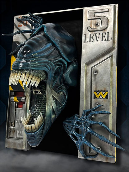 ALIEN QUEEN – WALL MOUNTED BUST 1/2 SCALE (51 × 41 × 25 CM) – LIMITED EDITION 500 PCS