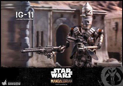 IG-11 – STAR WARS THE MANDALORIAN – HOT TOYS