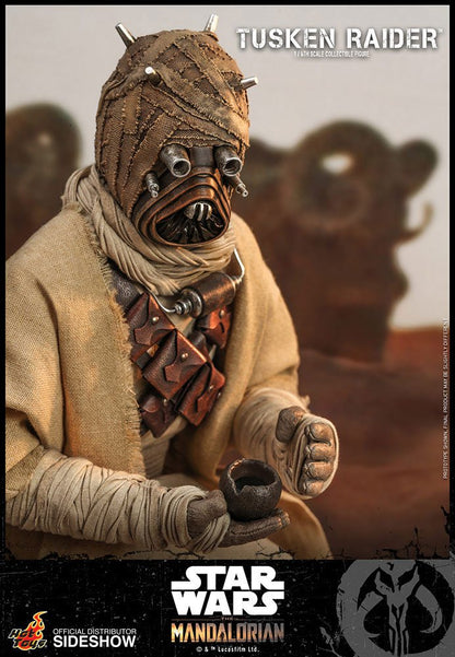 TUSKEN RAIDER 1/6 – STAR WARS THE MANDALORIAN – FIGURA HOT TOYS