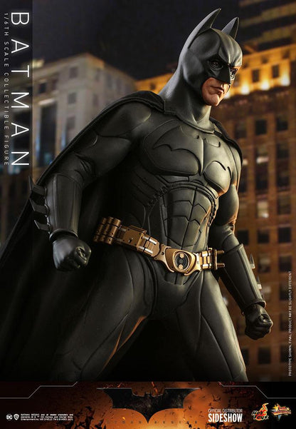 BATMAN BEGINS – MOVIE MASTERPIECE 1/6 FIGURE 32 CM (HOT TOYS – DC COMICS EXCLUSIVE)