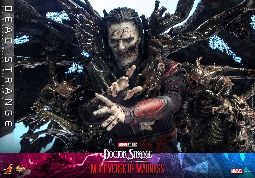 DEAD STRANGE – DOCTOR STRANGE IN THE MULTIVERSE OF MADNESS 1/6 HOT TOYS
