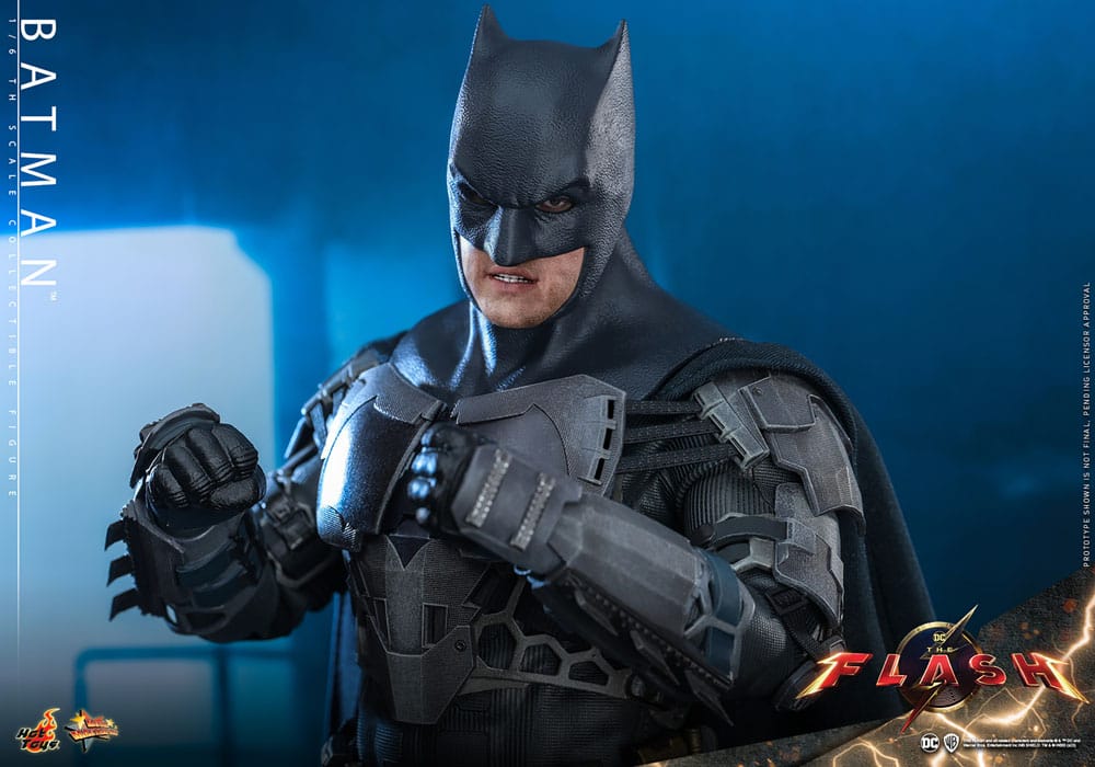BATMAN - FIGURA 1/6 ESCALA - HOT TOYS – THE FLASH MOVIE