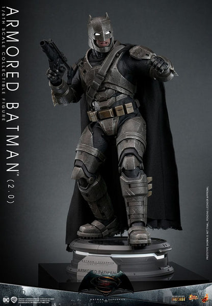 ARMORED BATMAN 2.0 – HOT TOYS 1/6 MOVIE MASTERPIECE – BATMAN V SUPERMAN – 33 CM FIGURA DE COLECCIÓN