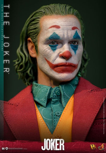 THE JOKER HOT TOYS