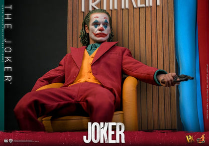THE JOKER HOT TOYS