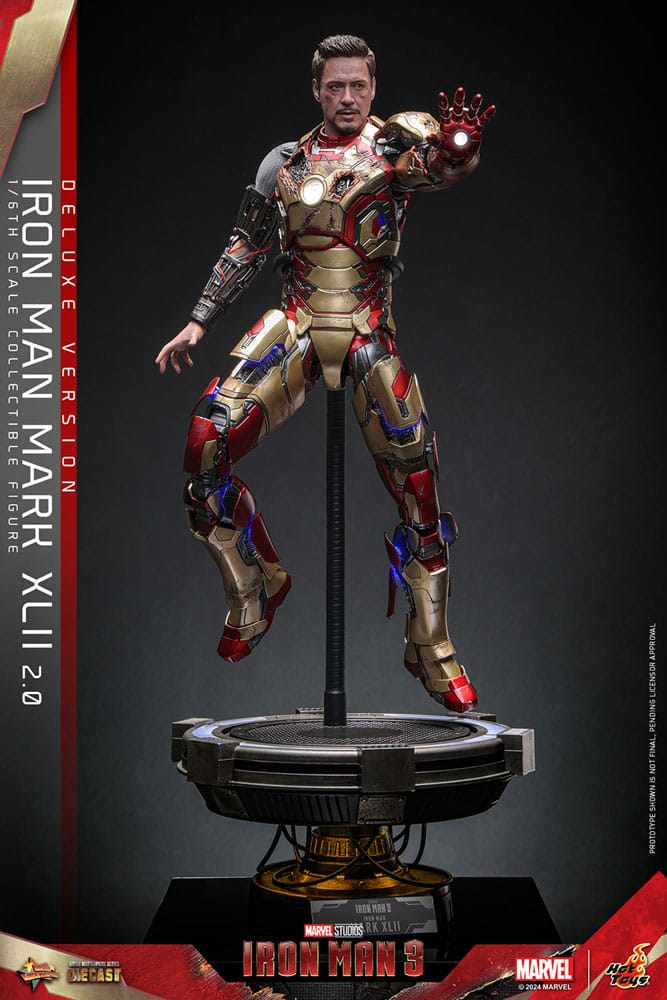 IRON MAN MARK XLII 2.0 DELUXE - IRON MAN 3 - HOT TOYS FIGURA 1/6 ESCALA 32 CM