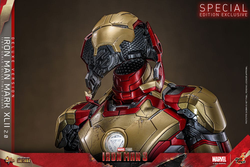 IRON MAN MARK XLII 2.0 DELUXE - IRON MAN 3 - HOT TOYS FIGURA 1/6 ESCALA 32 CM