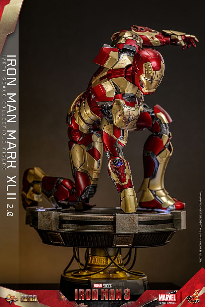 IRON MAN MARK XLII 2.0 - IRON MAN 3 - HOT TOYS FIGURA 1/6 ESCALA 32 CM