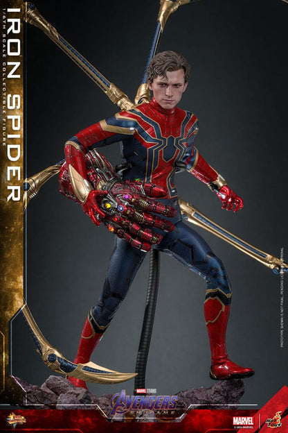 IRON SPIDER AVENGERS ENDGAME HOT TOYS