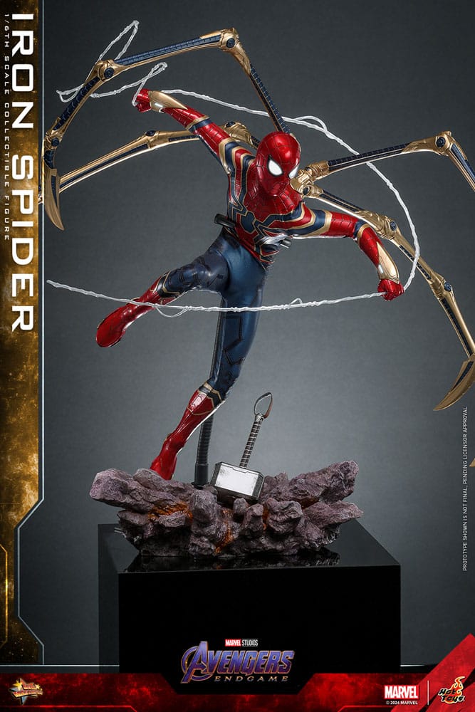 IRON SPIDER AVENGERS ENDGAME HOT TOYS
