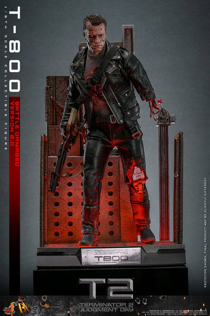 TERMINATOR 2 BATTLE DAMAGED VERSION 2.0 HOT TOYS