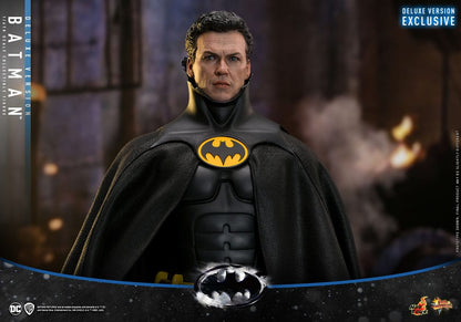 BATMAN – BATMAN RETURNS 2.0 DELUXE VERSION – FIGURA 1/6 ESCALA – HOT TOYS – MOVIE MASTERPIECE
