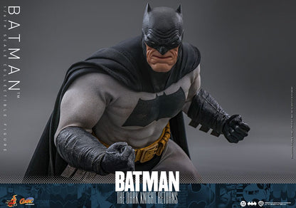 BATMAN - THE DARK KNIGHT RETURNS COMIC HOT TOYS