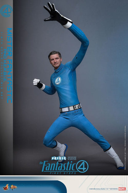 MISTER FANTASTIC & H.E.R.B.I.E. – FIRST STEPS 1/6 FIGURES (HOT TOYS – FANTASTIC FOUR)