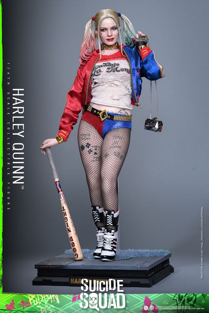 HARLEY QUINN – ESCUADRÓN SUICIDA – HOT TOYS