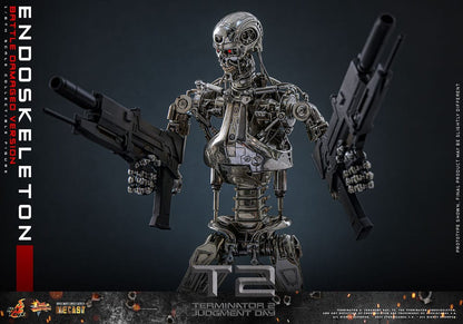 ENDOESQUELETO BATTLE DAMAGED VERSION – TERMINATOR 2: EL JUICIO FINAL – HOT TOYS